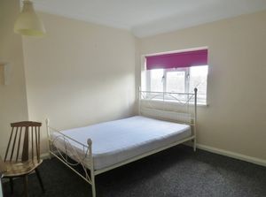 Bedroom- click for photo gallery